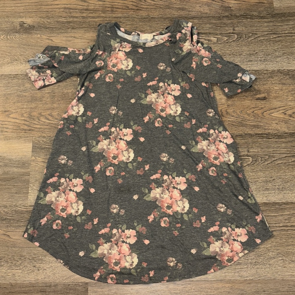 Altar’d state size S floral dress